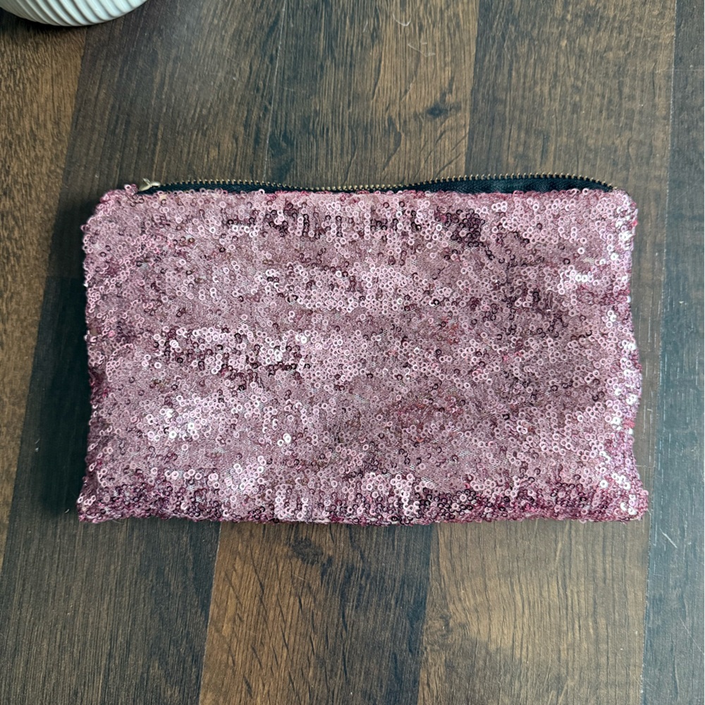 Victoria’s Secret Cosmetic Bag/Wristlet Bundle - Picture 10 of 12